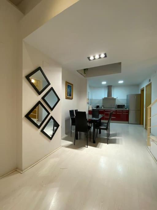 Luxury Complete Building In The Heart Of Sevilla Exteriör bild