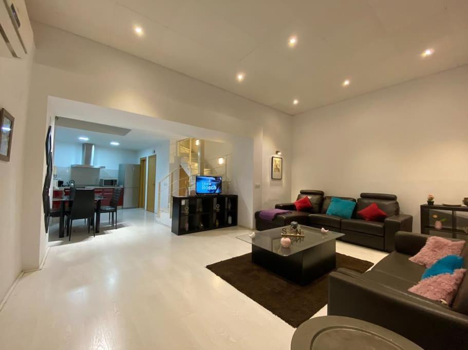 Luxury Complete Building In The Heart Of Sevilla Exteriör bild